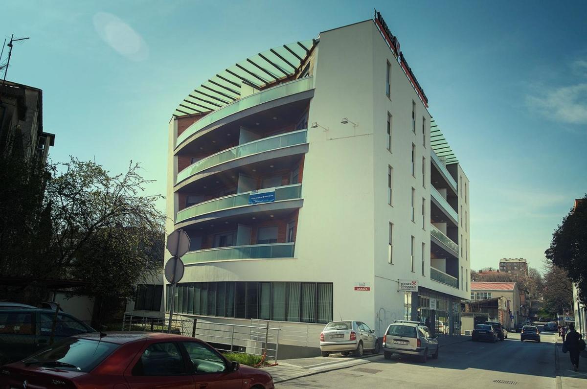 Pula City Business Apartments Extérieur photo